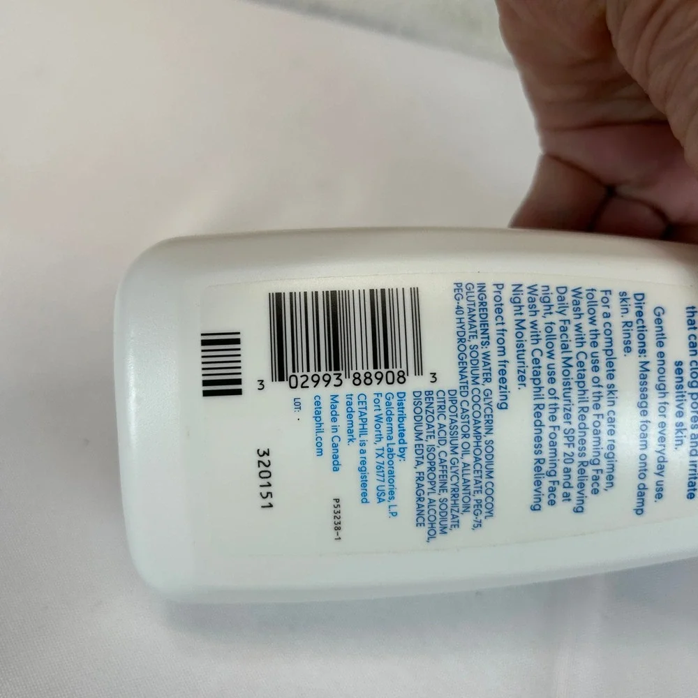 Cetaphil Foaming Face Wash for Redness Prone Skin 8oz 237ml Gently Cleanses